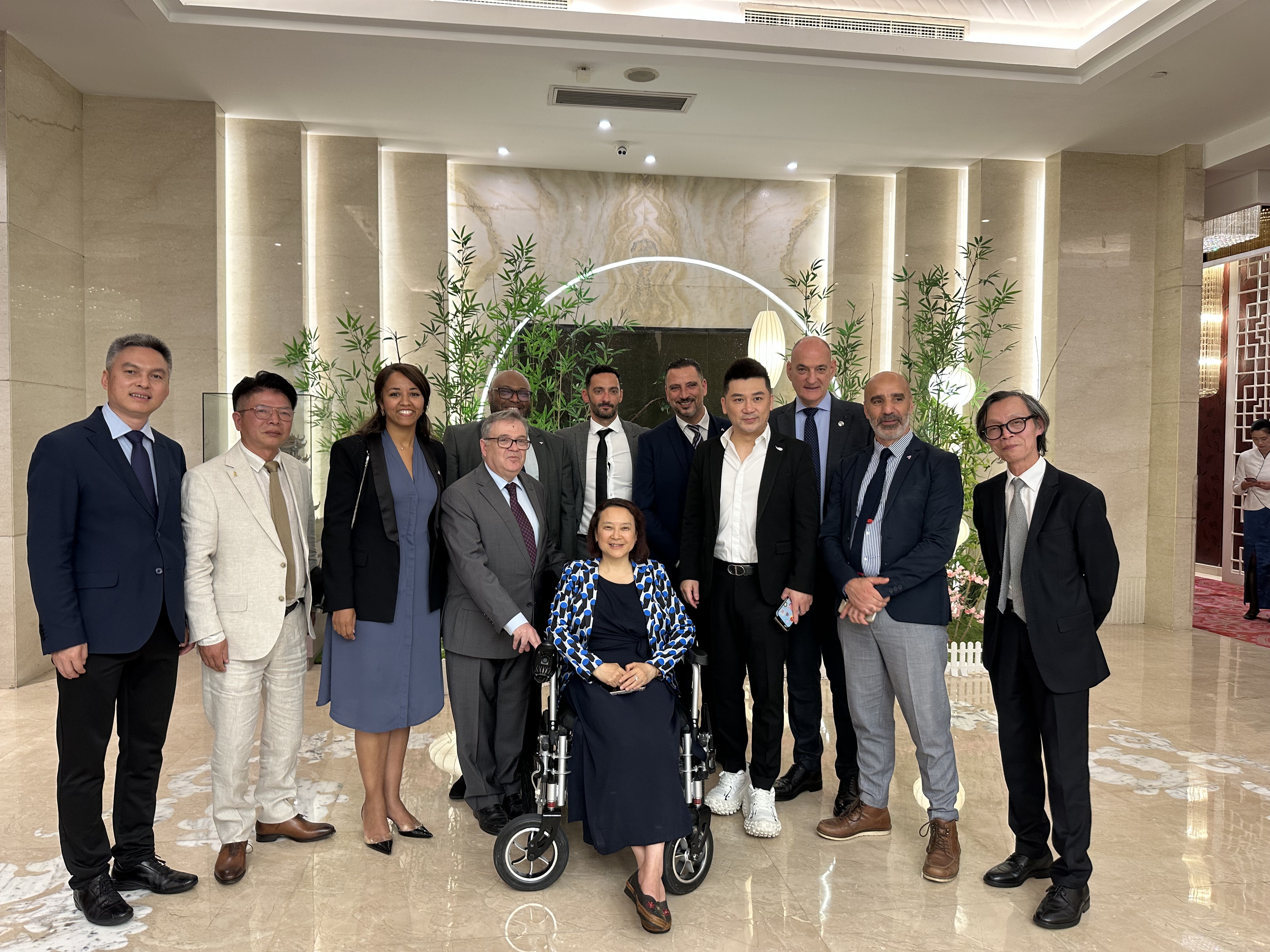 French Delegation Visited Wuhan